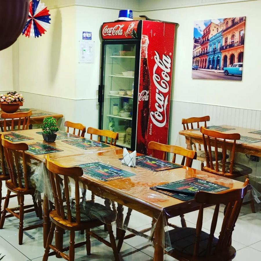 Hostal Del Tuto بونتا أريناس المظهر الخارجي الصورة