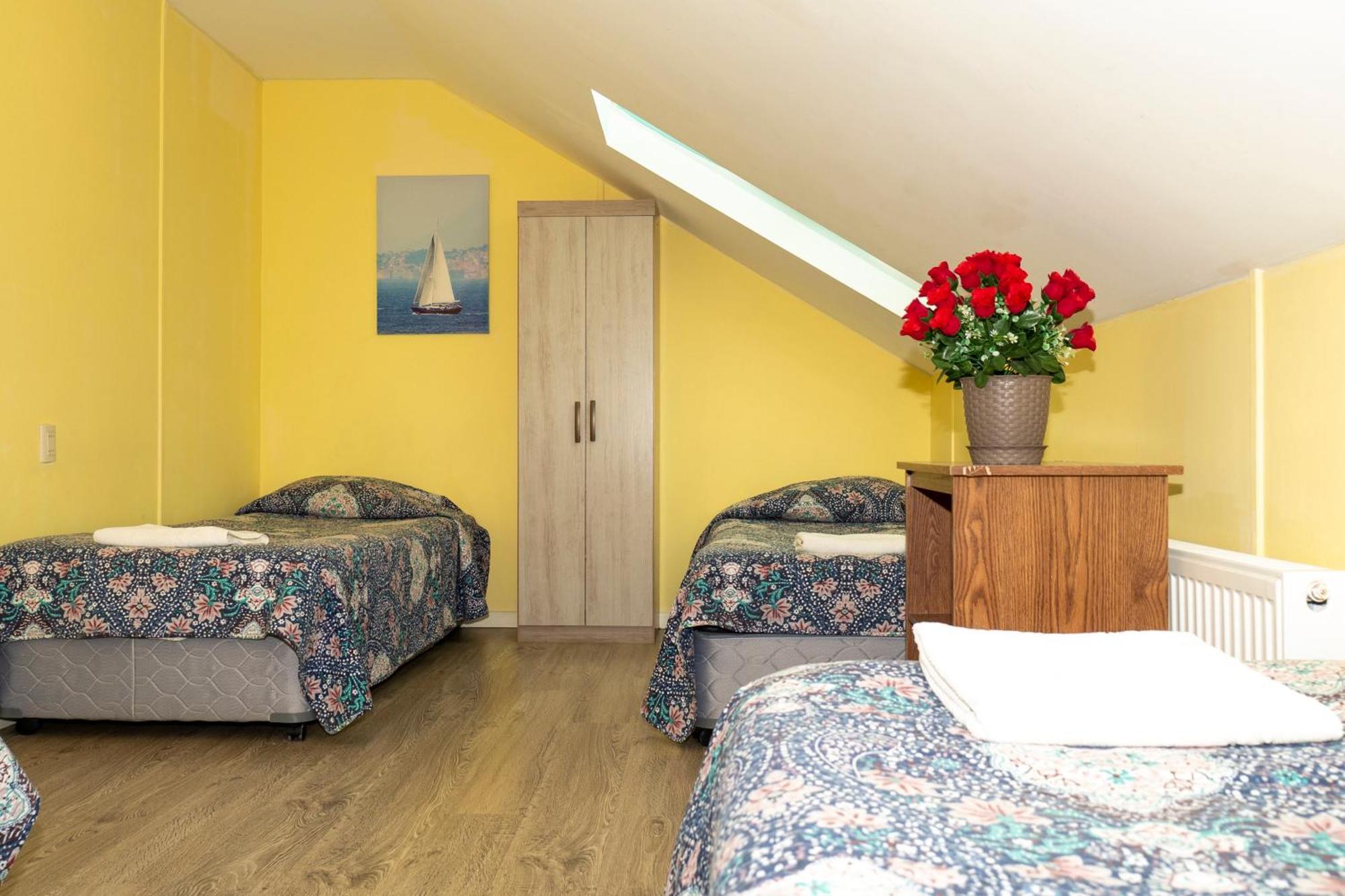 Hostal Del Tuto بونتا أريناس المظهر الخارجي الصورة